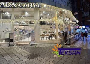 Nevada Cafe Giyotin Cam Balkon